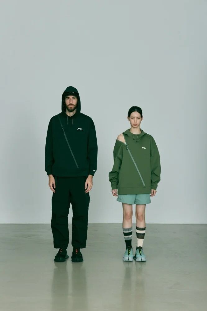COMFY(コムフィ)~DIVER HOODIE~