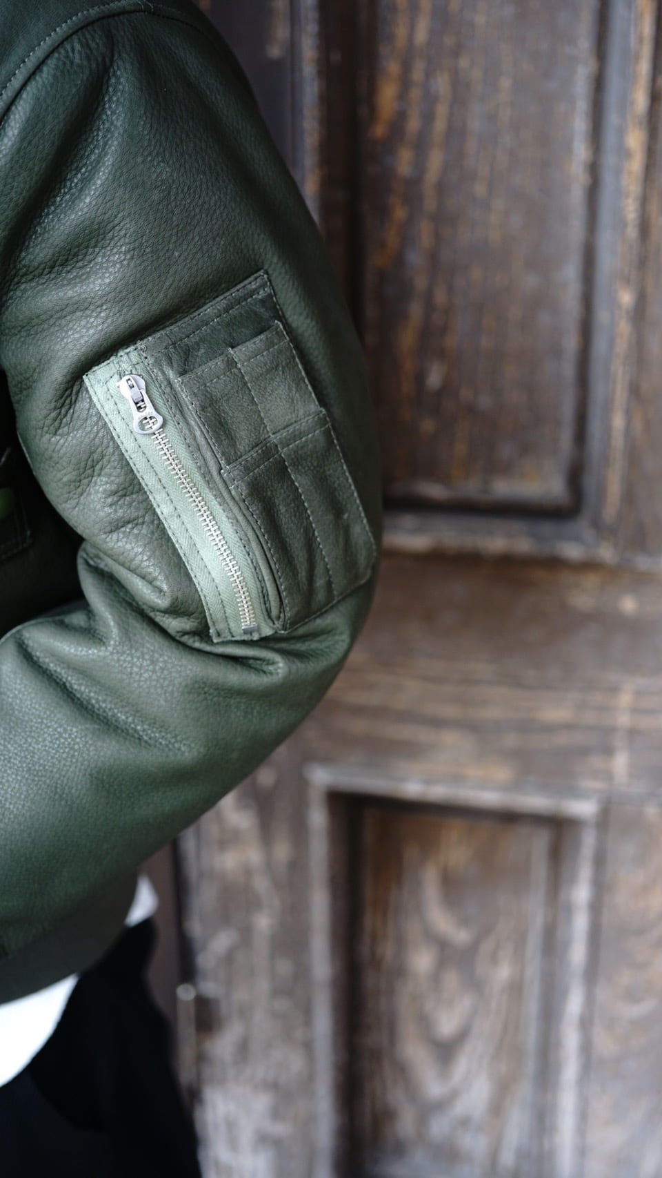 L.E.A Olive