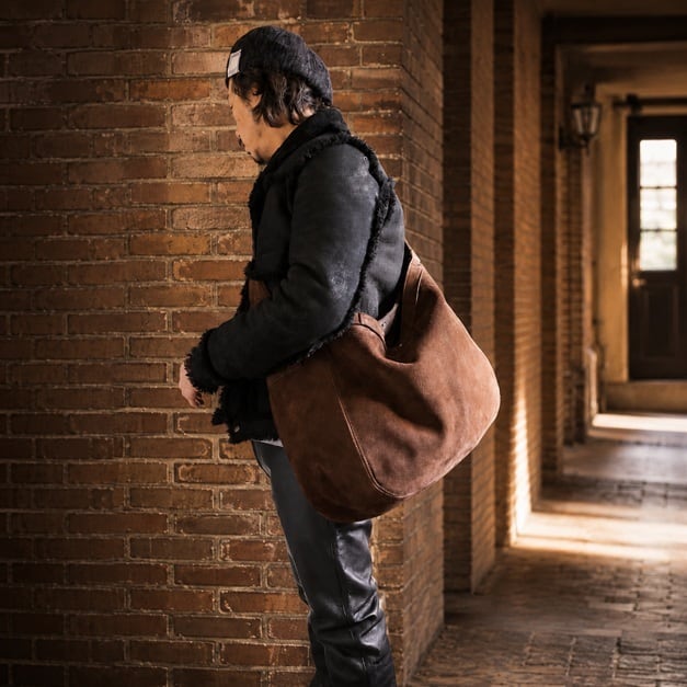 LASTLOT(ラストロット)～SUEDE LEATHER NEWSPAPER BAG～