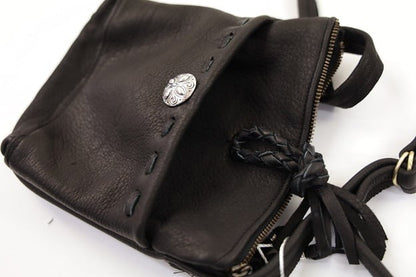 SQUARE FASTENER SACOCHE