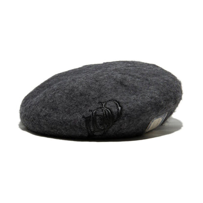 THE H.W.DOG & Co. (ドッグアンドコー) ～LEATHER WAPPEN FLUFFY BERET - Gray～