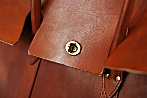 VASCO(ヴァスコ)～LEATHER SADDLE TOTE BAG CAMEL～