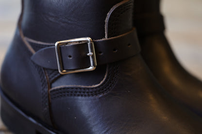 HORSE ENGINNER SHORT DERBY