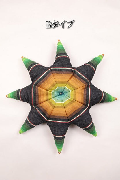 Nasngwam(ナスングワム)～STAR FISH CUSHION Black～
