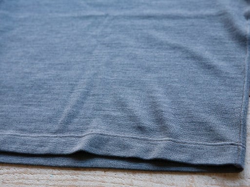 V-NECK SWEATER