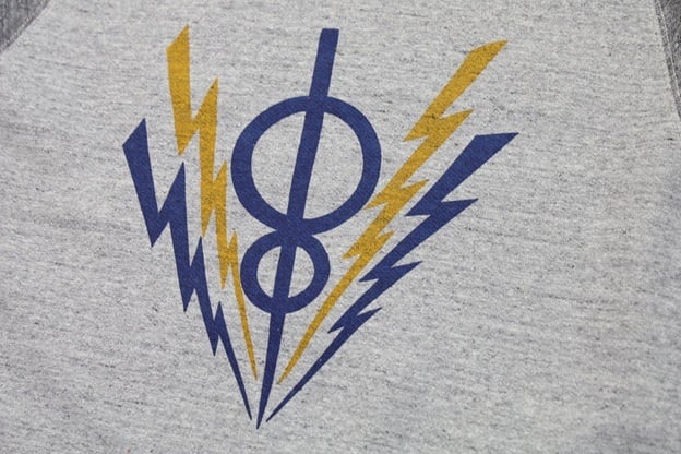 FREEWHEELERS(フリーホイーラーズ)～"HARPER HOT IRONS V8" FREEDOM SLEEVE DOUBLE V SWEAT SHIRT～