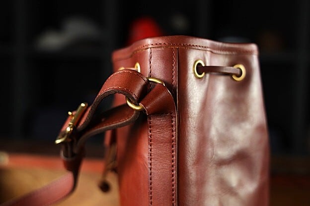 VASCO(ヴァスコ)～LEATHER WANDER PURSE BAG～