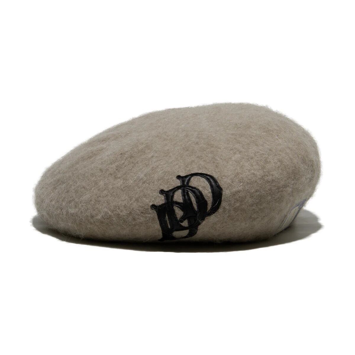 THE H.W.DOG & Co. (ドッグアンドコー) ～LEATHER WAPPEN FLUFFY BERET - Beige～