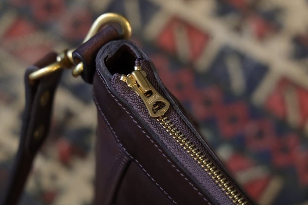 VASCO(ヴァスコ)～LEATHER TELEPHONE SHOULDER BAG～