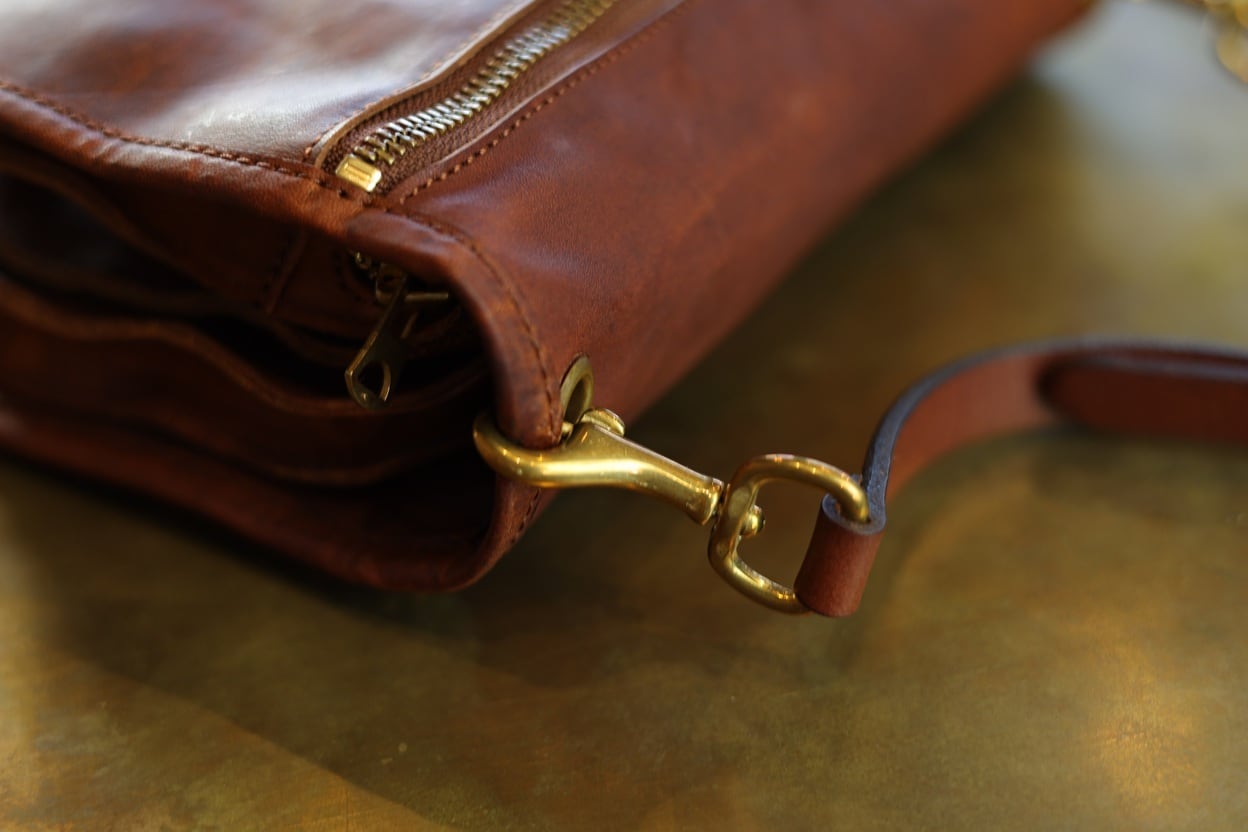 VASCO(ヴァスコ)～LEATHER SHOULDER STRAP CAMEL～