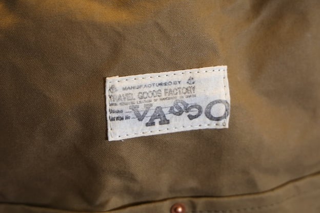VASCO(ヴァスコ)～CANVAS×LEATHER MAIL PURSE BAG～