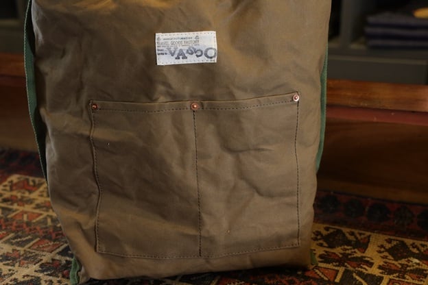 VASCO(ヴァスコ)～CANVAS×LEATHER MAIL PURSE BAG～