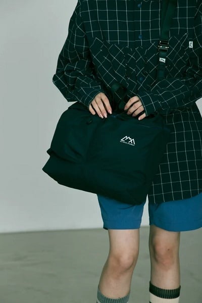 COMFY(コムフィ)～1 DAYS TOTE BAG SMOOTH NYLON～