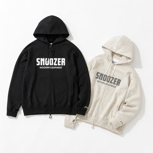 CMF OUTDOOR GARMENT SWEAT HOODIE ブラックとオートミール