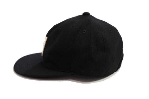 "U PATCH LOGO"CREST VENT CAP BLACK