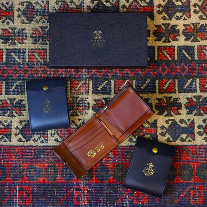 VASCO(ヴァスコ)～LEATHER NAVAL MIDDLE WALLET～