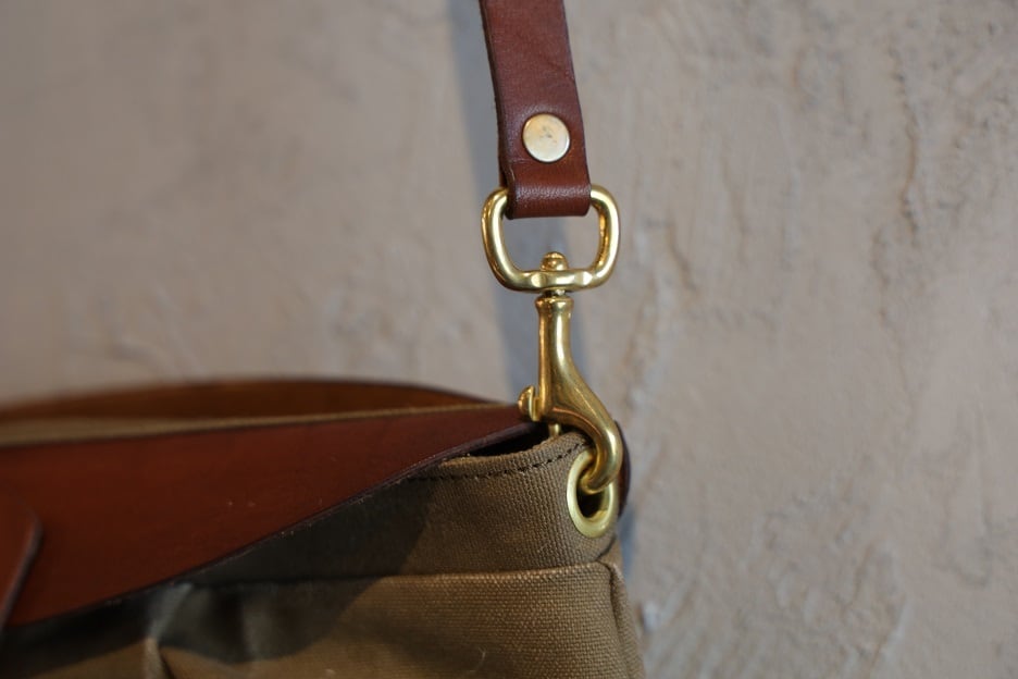 VASCO(ヴァスコ)～CAS BAG OLIVE～