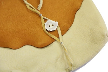 NASNGWAM(ナスングワム)～DEERSKIN MESSENGER BAG～