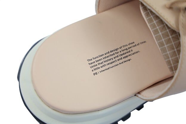 COMFY(コムフィ)～GRAVEL SANDAL BE～