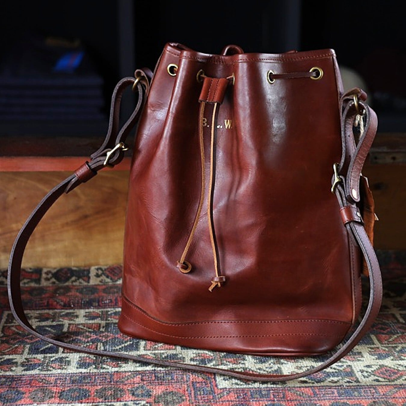 VASCO(ヴァスコ)～LEATHER WANDER PURSE BAG～